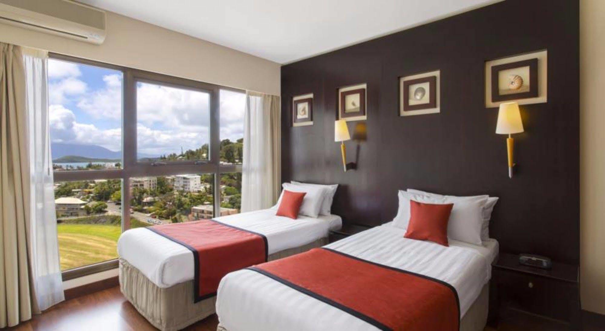 Ramada Hotel & Suites By Wyndham Noumea Ngoại thất bức ảnh