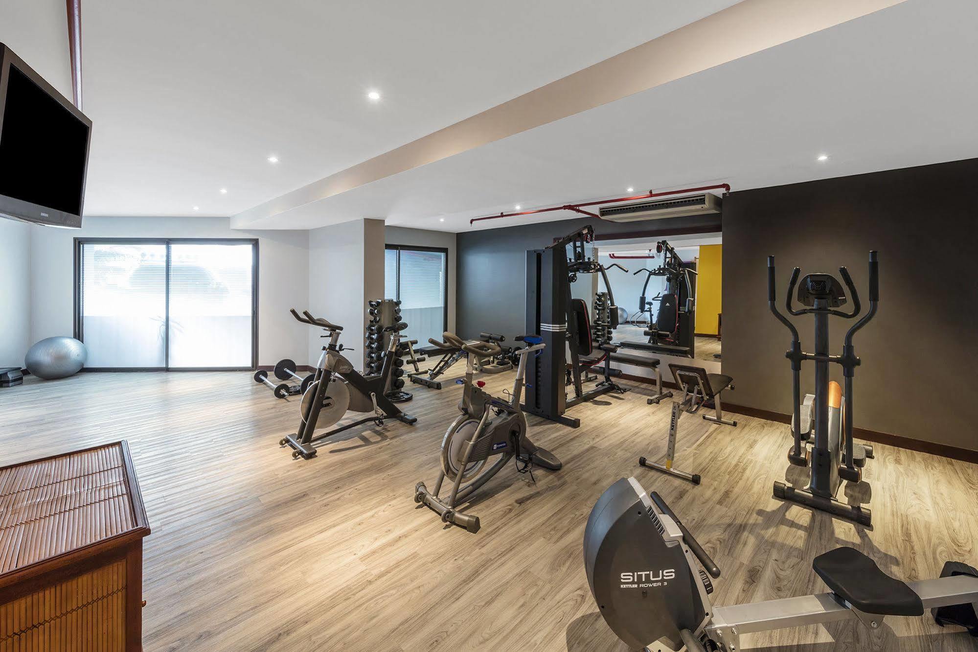 Ramada Hotel & Suites By Wyndham Noumea Ngoại thất bức ảnh