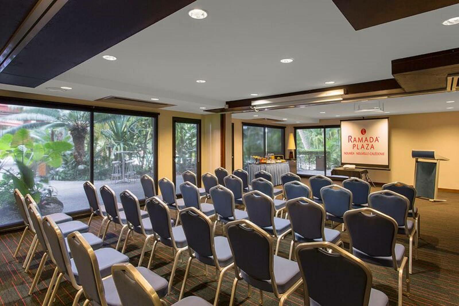 Ramada Hotel & Suites By Wyndham Noumea Ngoại thất bức ảnh